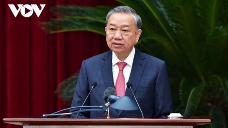 Pơtôch hop akŏm ‘măng mă 13 Khul kơdră chĕp pơgơ̆r Trung ương Đảng jăl XIII