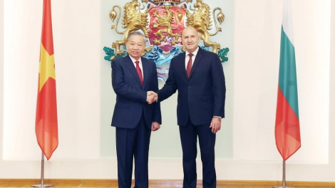 Việt Nam  leh anăn Bulgaria mđĭ klei bi hgŭm jing Ƀĭng hgŭm kluôm