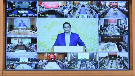 ពត៌មាន​ម៉ោង៦