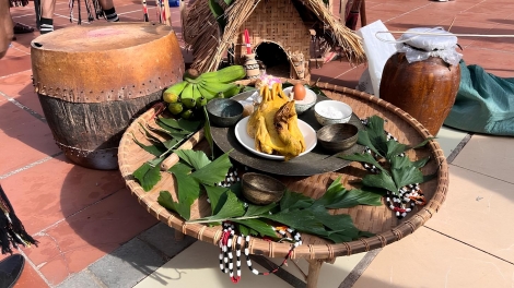 Dŭm hdră bhiăn jăk êdi hlăm klei hdĭp mơ̆ng mnuih Bahnar