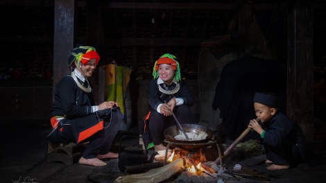 Lầy tzình phát sinh ừu miền vả thứ 3 hoi 4/11/2025