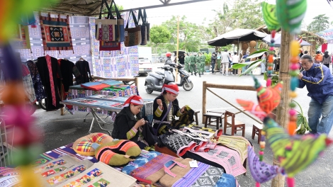 Tsaz yênhx nta suôz luk Hmôngz hnuz 29-11-2025