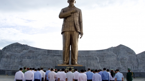 ពត៌មាន​ម៉ោង១៥