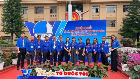 KAMEI URANG NDANG BANGSA K’HO PATO AKHAR HUROH, SALIH LEK TAKA SO DI MBON PALEI TAY NGUYEN