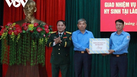 QUẢNG NGÃI: ĐỘI K53 LƯỚT CHÊÊC LÊY, K’RONG N’HANG ÂNG APÊÊ LIỆT SĨ