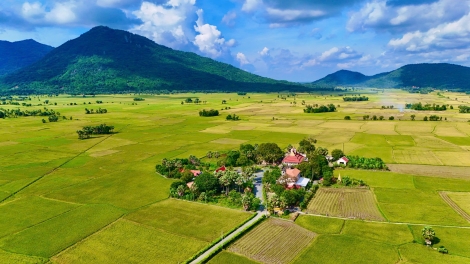 ជនរួមជាតិខ្មែរក្នុងយុគសម័យនគរូបនីយកម្ម។