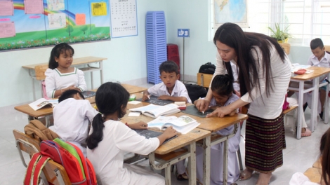 PAGLAONG ILAMO GHEIH GHANG TAPA KHAN AW BANGSA DALAM SANG BAC 