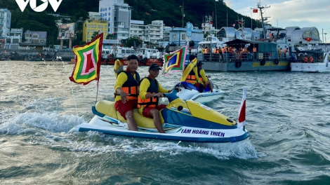 PAGLAONG ILAMO JIRAH RIVANG TASIK DALAM MEDIN BAHRAU DI BAN RAYA HO CHI MINH