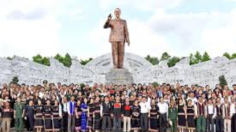 Ƀô̆ đô̆i Ƀok Hô (Bộ đội Bác Hồ)