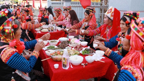 Chương trình phát thanh vằn nghệ, thứ 7 mự 15 căm bườn 11 pì 2025