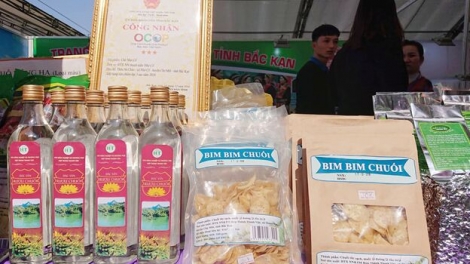 CHAY CO CUỔI TÂY PANG HẨƯ PỈ NOỌNG NHÌNH DÂN TỘC NỌI CẦN NẮM NHẰNG KHỎ