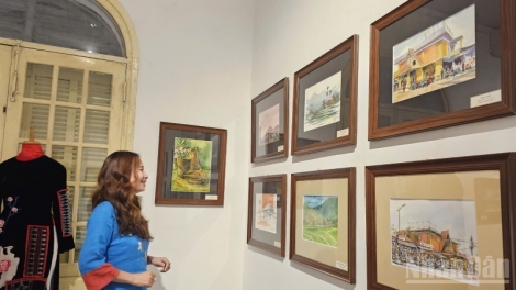 TƠƠP BHRỢ TRIỂN LÃM “ C’LEH LIÊM ĐHR’NIÊNG BH’RỢ TƠỢ AHAY ÂNG A LƯỚI” ĐHỊ HUẾ