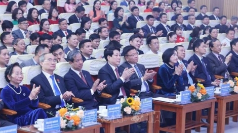 Khua lăn čar Lương Cường nao ti Knăm bi hdơr Hruê phung nai mtô Việt Nam 