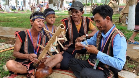 Khu rơpŏng Bơhnéa ƀă hiâm mơno hâk git prôa pro ƀă phêa, kơlá