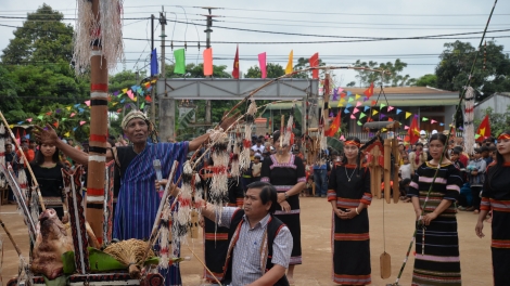 Tơdroăng nếo ai hriăn ‘na lěm tro - Hâi pái lơ 19.11.2025