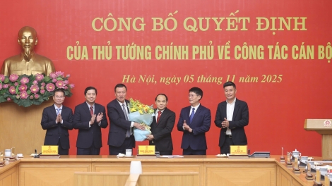 Ơi Nguyễn Quốc Đoàn ngă kơ-iăng khua anom pel  ĕp bruă kơnuk kơna dêh čar