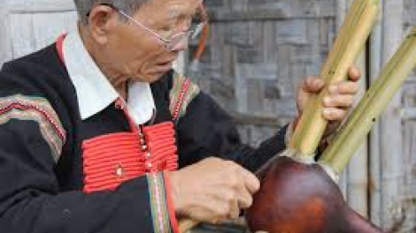 Đối đáp giao duyên