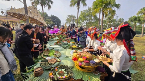 APẬ CHR’NA X’RỊA C’MOO PA TÊỆT PAZÊNG ACOON COH ĐHỊ BHƯƠL CR’NOON VĂN HOÁ