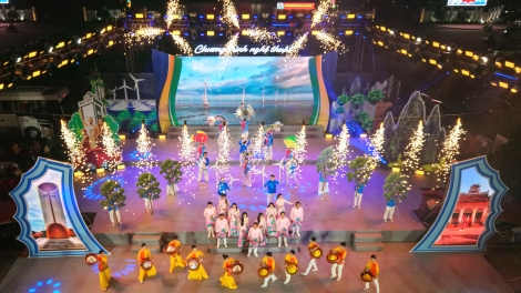 ពត៌មាន​ម៉ោង១៥