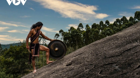 DOM DAM DARA YAIH KHAN ILAMO BHUM CEIK GLAI