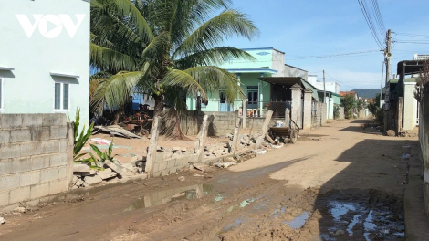 PALEI CAM LAM DONG UAK DREI TAGOK HADEI DI HAJAN IA SUA PRAONG