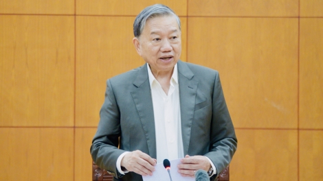 Pôa Tô Lâm Kăn xiâm pơkuâ hnê ngăn Đảng  pơkuâ rôh pêi cheăng ƀă Đảng ủy Chin phuh