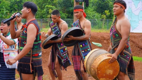 Um ai tơdrong hơrih năr 06-12-2025