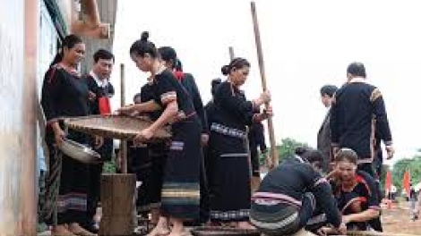 Dŭm klei mmuñ Bi hgŭm mguôp