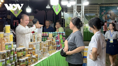 BAN RAYA HO CHI MINH BA NDAP NDA OCOP NAO TAL ATAH JANG
