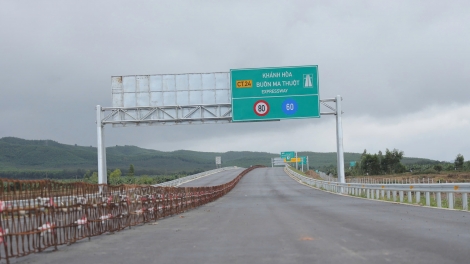 Atŏk kơtang trong nơnăm - iung jang dôm tơdrong hơpơi ‘meh vă atŏk tơ iung