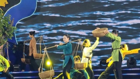 Hơmâo lu bruă čơkă thun phrâo, pơhưč ƀing tuai hyu ngui amăng Thun phrâo