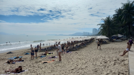 Khánh Hòa gơ hòi gơ jà lòt nhơl tơnơ̆ mìu dờng dà tih dà lìu