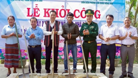 THÀNH PHỐ HUẾ: ZOOI BHRỢ K’RƠ BHẦU ĐONG ẶT ĐOỌNG HA ĐHANUÔR DA DING CA COONG