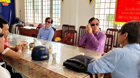 អតីតយុទ្ធជនម្នាក់នៅខេត្តដុងថាបជំនះការលំបាក គិតគូរដល់អ្នកក្រ។