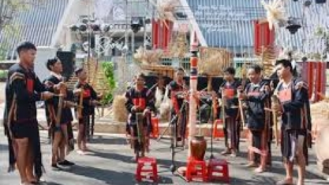 Ba ối dê̆ Dam Teang 