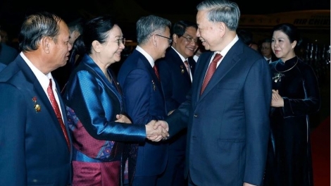 Khua gĭt gai Đảng Tô Lâm lehanăn mô̆ ñu mjưh ruĕ leh jăk siam klei hiu čhưn kơ ala čar Lào 