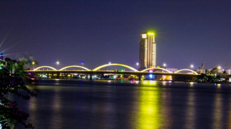 ទីក្រុងទំនើប មិនត្រឹមតែបច្ចេកវិជ្ជាប៉ុណ្ណោះទេ នៅរួមទាំងធនធានមនុស្ស និងអត្តសញ្ញាណទៀតផងដែរ។