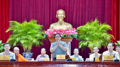 Thủ tướng Phạm Minh Chính mâp cử tri nkual ƀon têh Cần Thơ