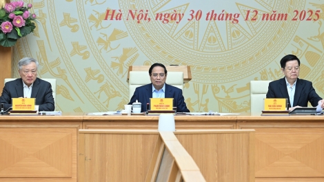 Pơhlom tuh pơ alin pơ kual tơnap, kual mơnuih ƀôn sang djuai ƀiă