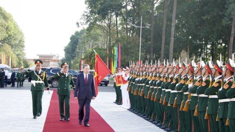 Khua git gai Ping gah ơi Tô Lâm tŭ jum Khua sang hră Mir sir dêh čar Nga