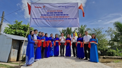 ក្តីសប្បាយរីករាយនៅត្រើយសង្ខាងពេលស្ពានថ្មីបានសាងសង់រួចរាល់