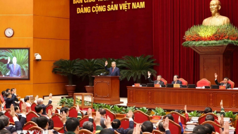 Kơsơ̆ năr 23/1, pơtôch Hop akŏm bơngai tang măt lơ̆m teh đak ‘măng mă XIV kơ Đảng