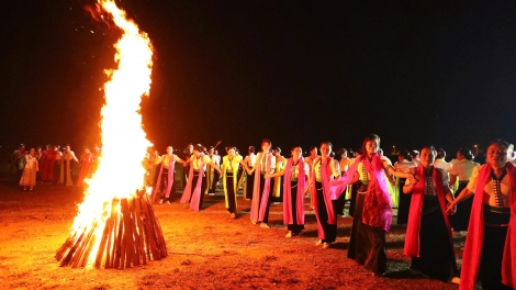 Ngon tô thứ 7 mự 17 bườn 01 pì 2026: Điện Biền piến mắư luông dệt dù lịch, hựt khựt ngày té hùa pì 2026