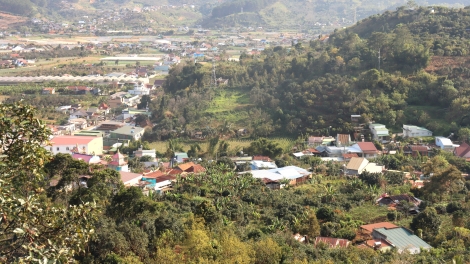 D’ran hơmĕng păng Lui Hop akŏm mă XIV kơ Đảng pơjing đei jơhngâm pran ‘nao vă jang tŏk