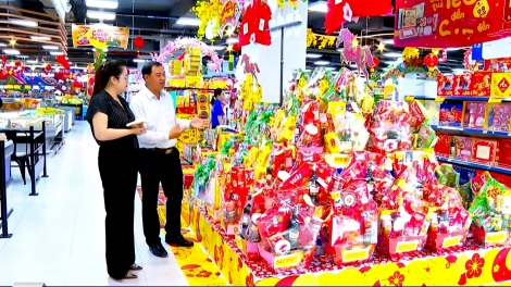 ពត៌មាន​ម៉ោង៦