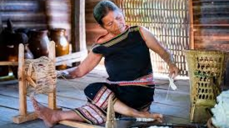 Á nai vâ vêh hmuâ