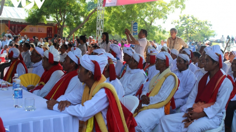 MIKVA CAM CAONG KHIN TAME SARAK DI NYAOM ROYA NDANG