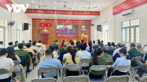 TAMAT NYAOM ROYA XIV: CAONG TAKRE VIET NAM GINUP MEDA KHANG KADANG SAONG JALAN NGAK 2045