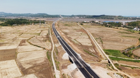 Mơdŭk mơdăk ming man trong gre rĕnh Chí Thạnh – Vân Phong  