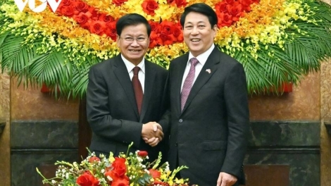 Kơdră chĕp pơgơ̆r teh đak Lương Cường sơng pơma dơnuh hăm Tổng Bí thư, Kơdră chĕp pơgơ̆r teh đak Lào